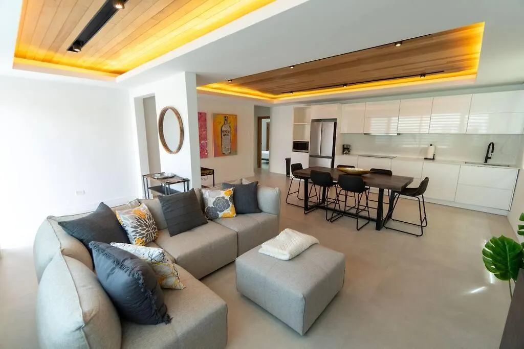 Emerald Haus 12Bd 6Bath Sleeps 26 People 산후안