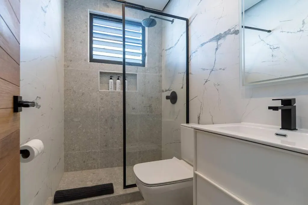 아파트 Emerald Haus 12Bd 6Bath Sleeps 26 People 산후안