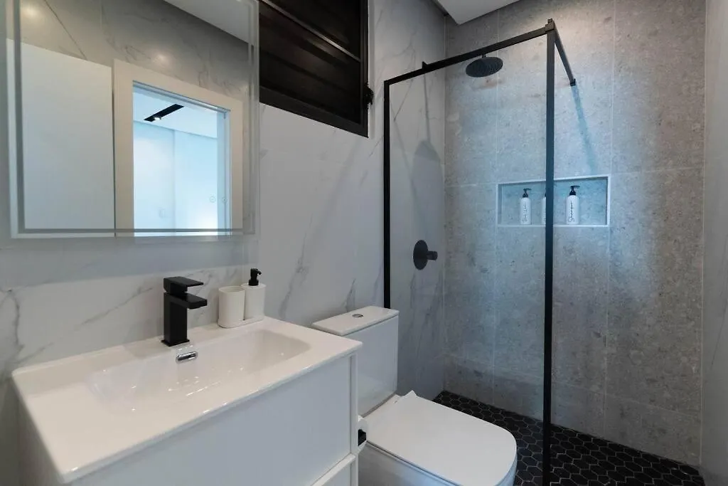 Emerald Haus 12Bd 6Bath Sleeps 26 People 산후안 아파트